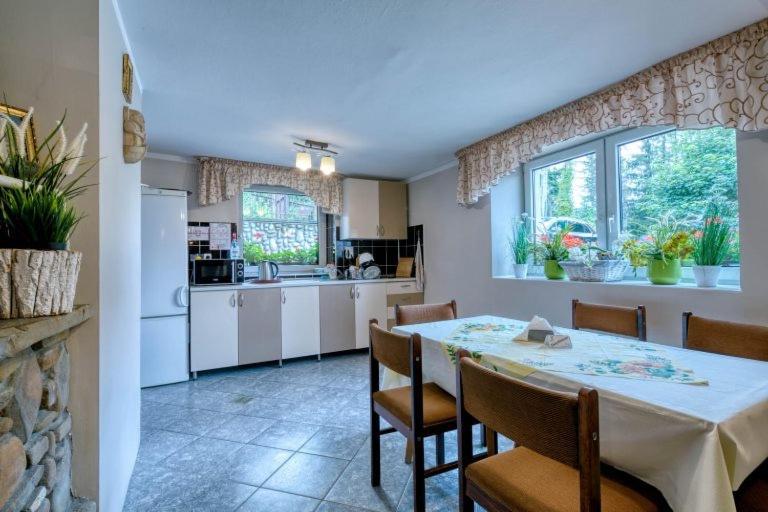 Pokoje Goscinne Dawidek Zakopane Exterior photo